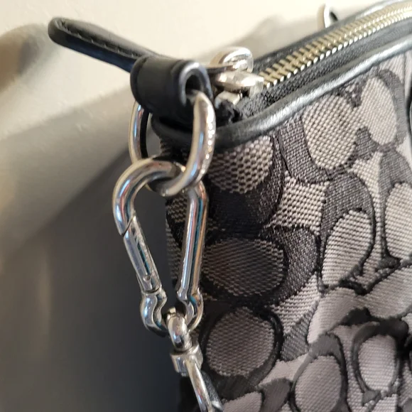 Coach Signature Gray Handbag - Picture 4 of 13
